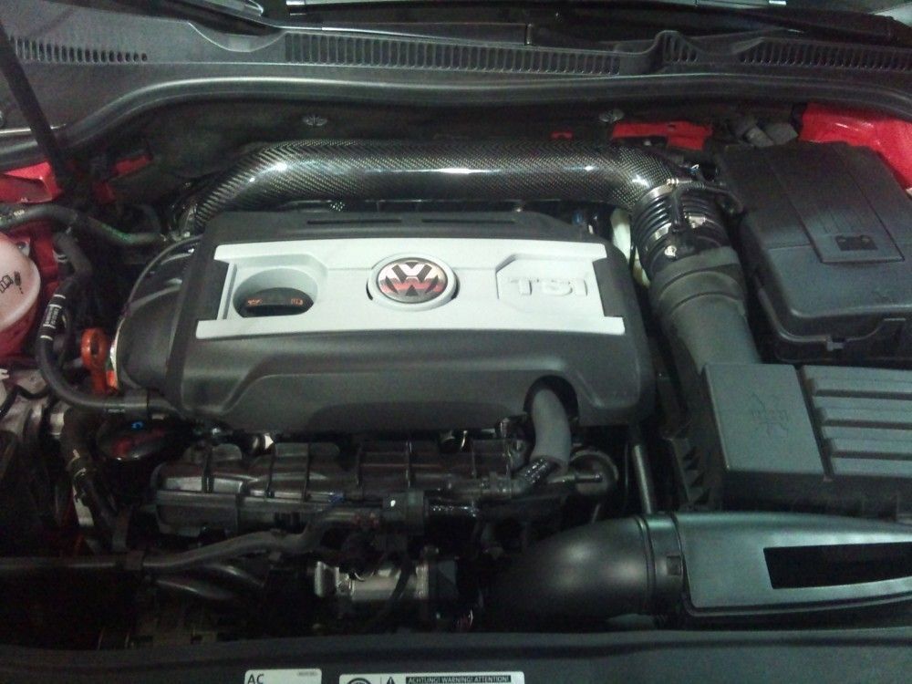 Carbon- Saugrohr passende Erweiterung für Airbox / Luftfilter- Sytem 114VW005 passend für Audi A3 (8P)/ VW Beetle (5C), EOS (1F). Golf VI (5K/517), Jetta (162), Passat (3C), Scirocco (137), Tiguan (5N) mit 2.0 TFSI