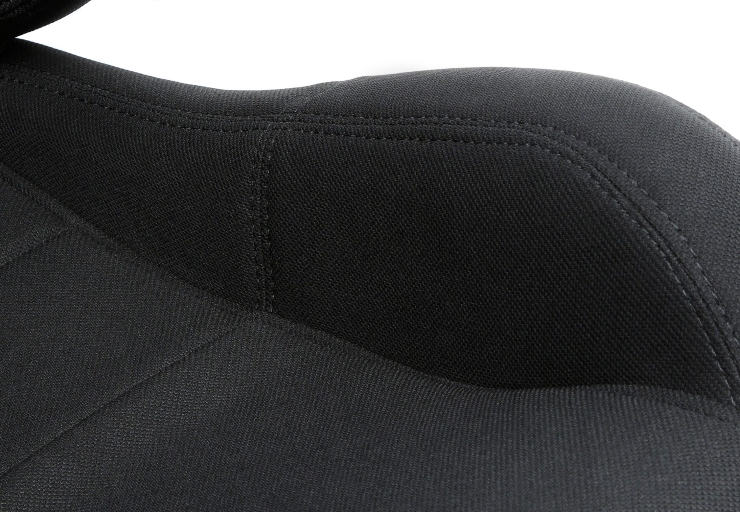 Sportsitz - schwarz, perforiert, verstellbar, rechts